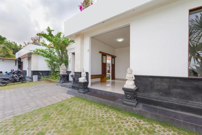 Anggie Stay Kerobokan  Exterior photo